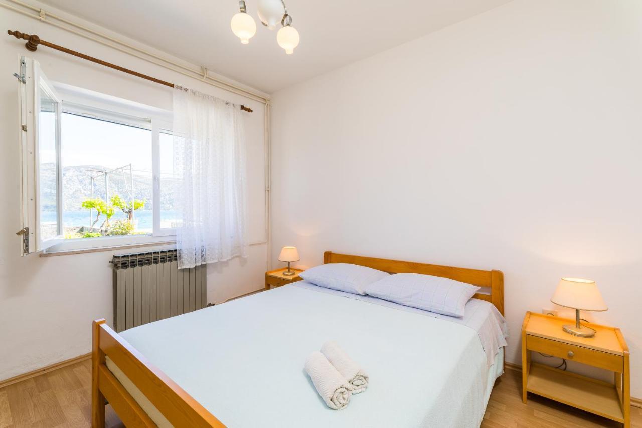 Apartment Kneže Račišće Exteriér fotografie